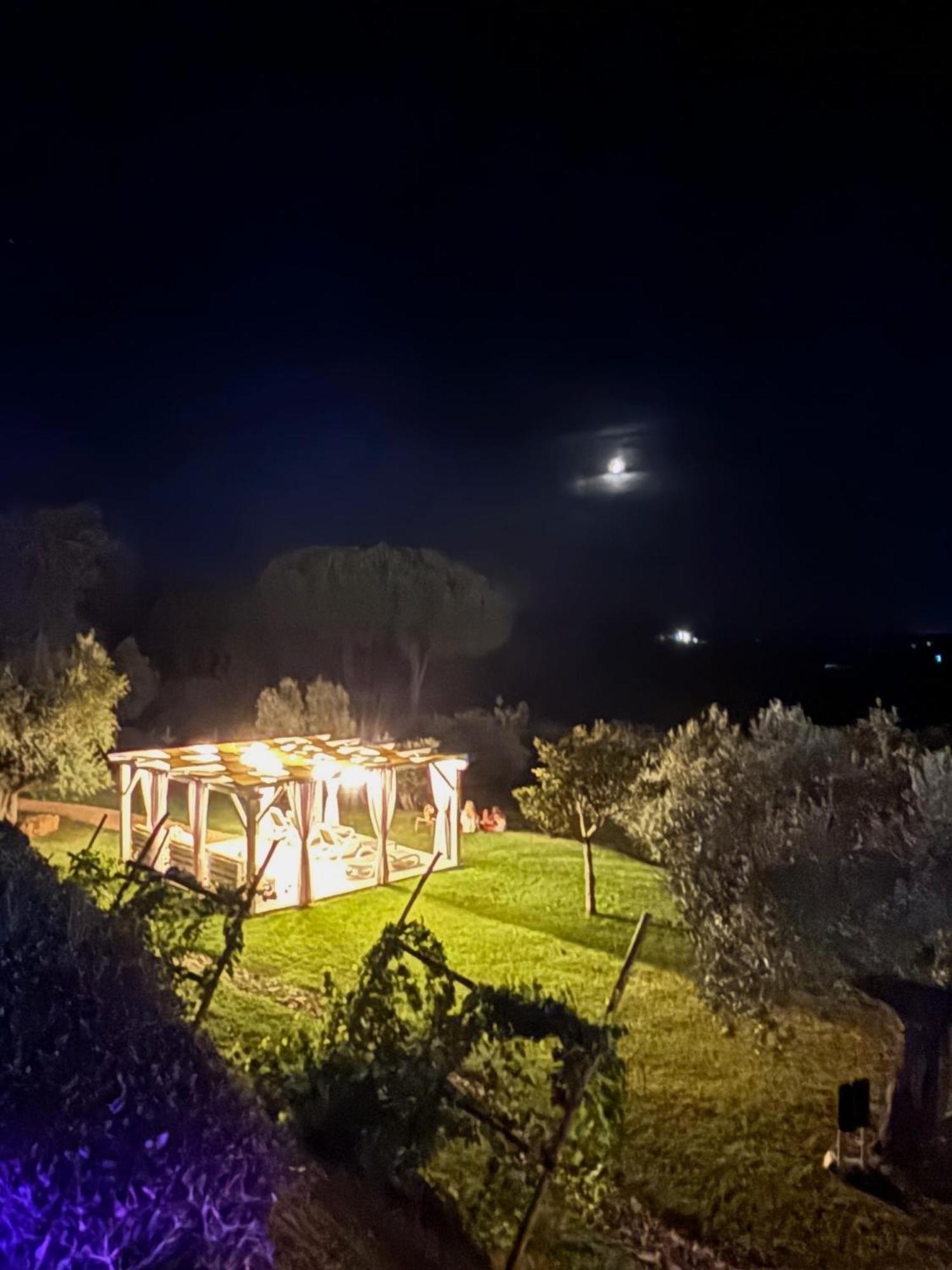 カスタニェート・カルドゥッチ Relais Dei Molini Bed & Breakfast エクステリア 写真